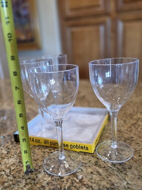 Forever Grand Clear Polycarbonate 14 oz All-Purpose Goblets - Set/4 EUC